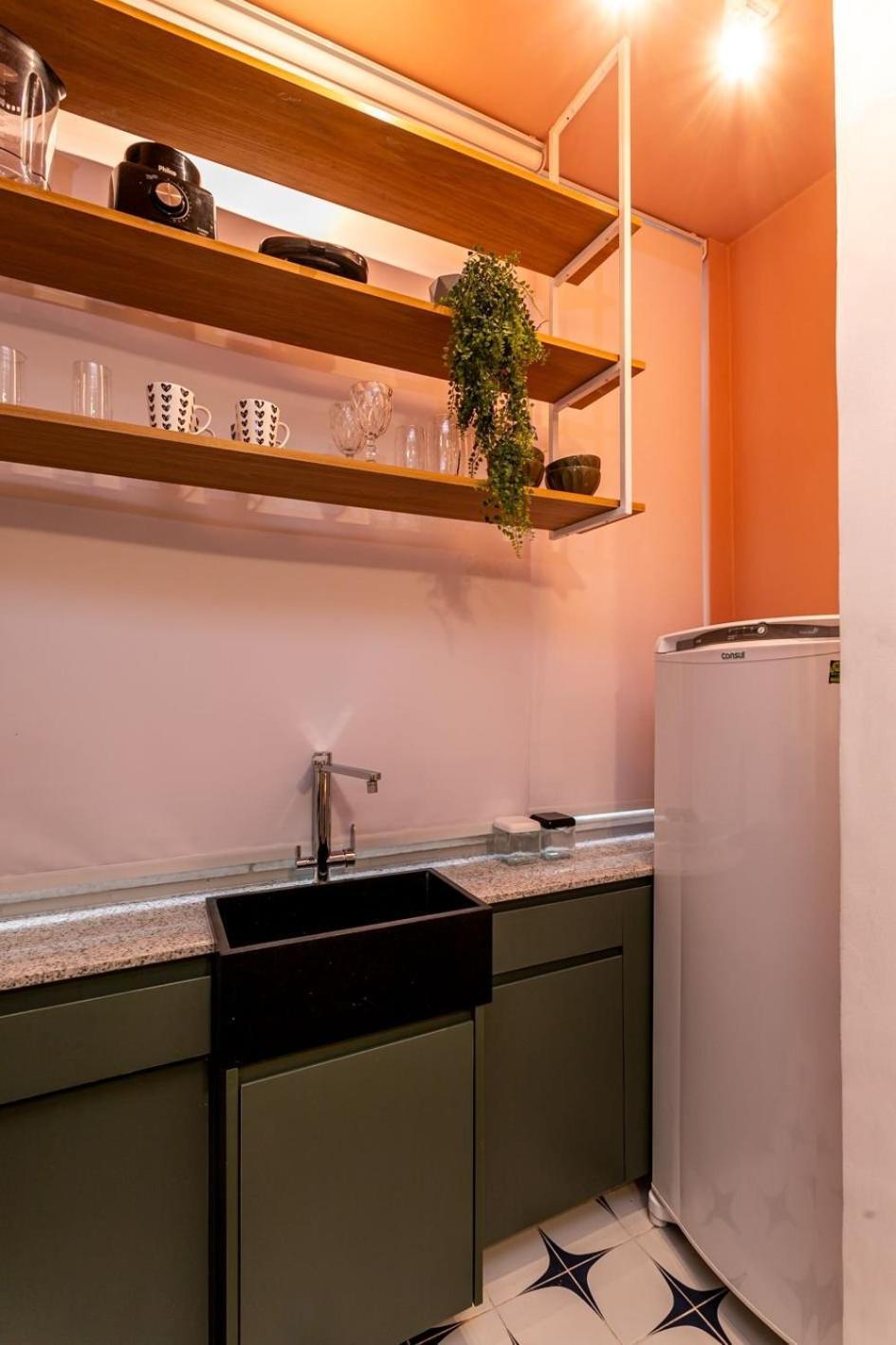 Moderno & Sala Em Copacabana | Gap 14/303 Apartment *